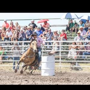 Meet your Posher, Yvette